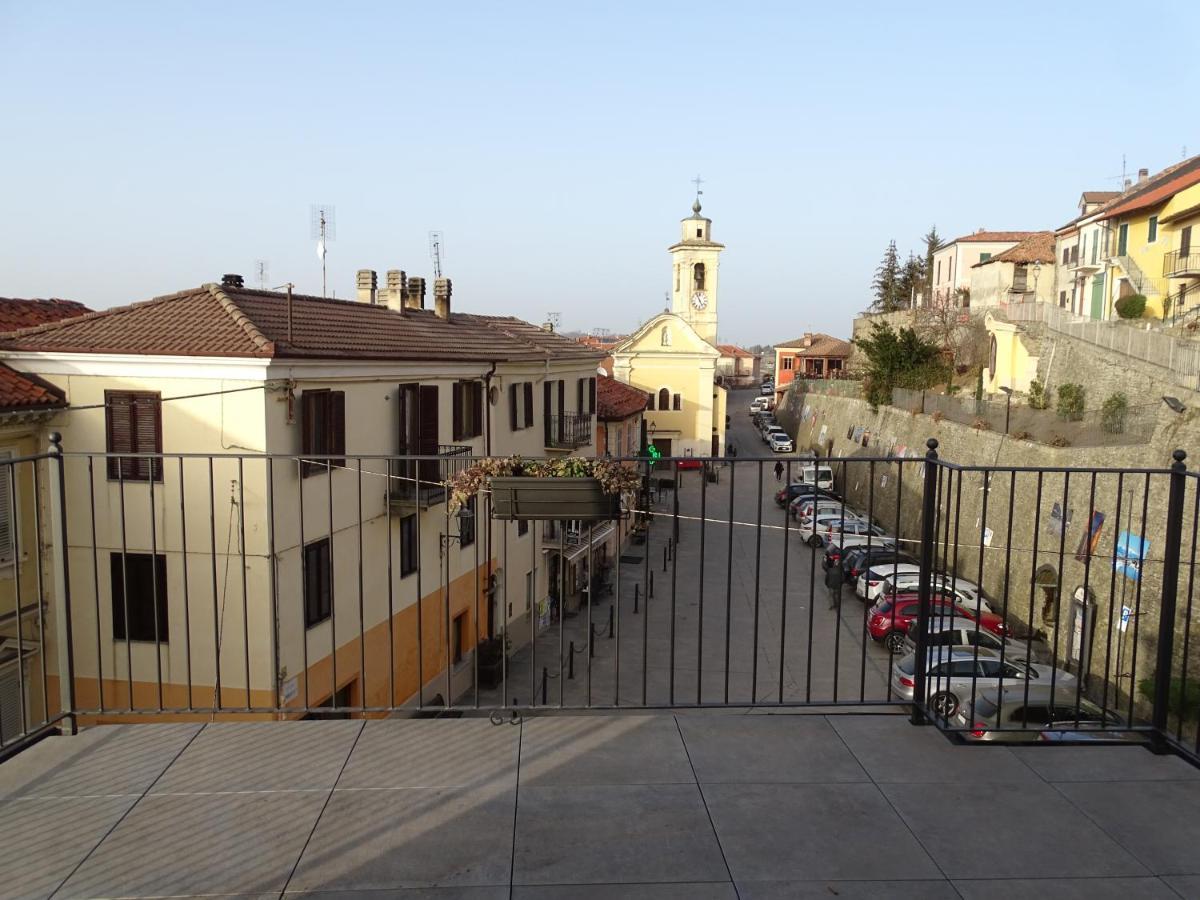 La Piazza - Appartamenti Vacanza Murazzano  Exterior foto